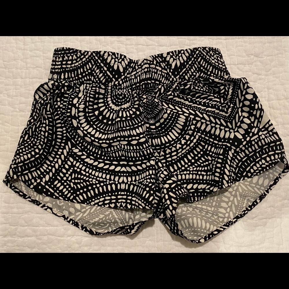 Black and white Edition shorts